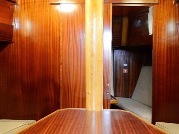 Az Őszöd motoros- vitorlás