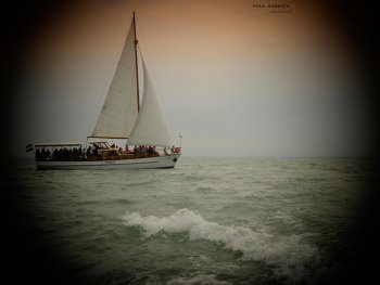 Az Őszöd motoros- vitorlás